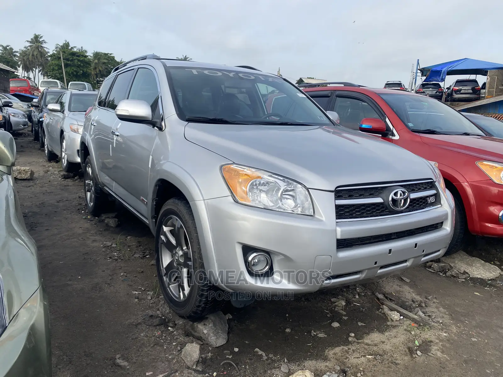 Toyota RAV4 2011 Silver
