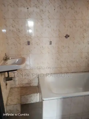 3bdrm Block of Flats in G R a Enugu for Rent