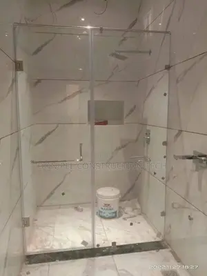 Shower Cubicle 003