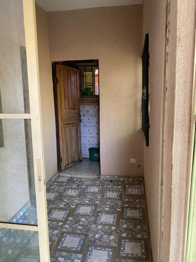 4bdrm Duplex in Comforter Estate, Oko Afo for sale in Oko Afo Houses & Apartments for Sale