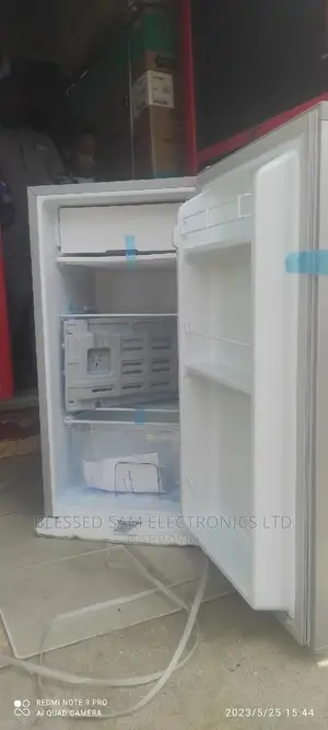 LG Table Top Fridge 92-Litre Fast Cooling Single Door 2 Yrs