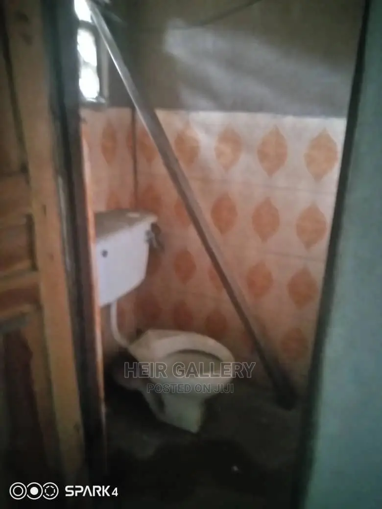 1bdrm Room & Parlour in Alaworo, Badagry for rent