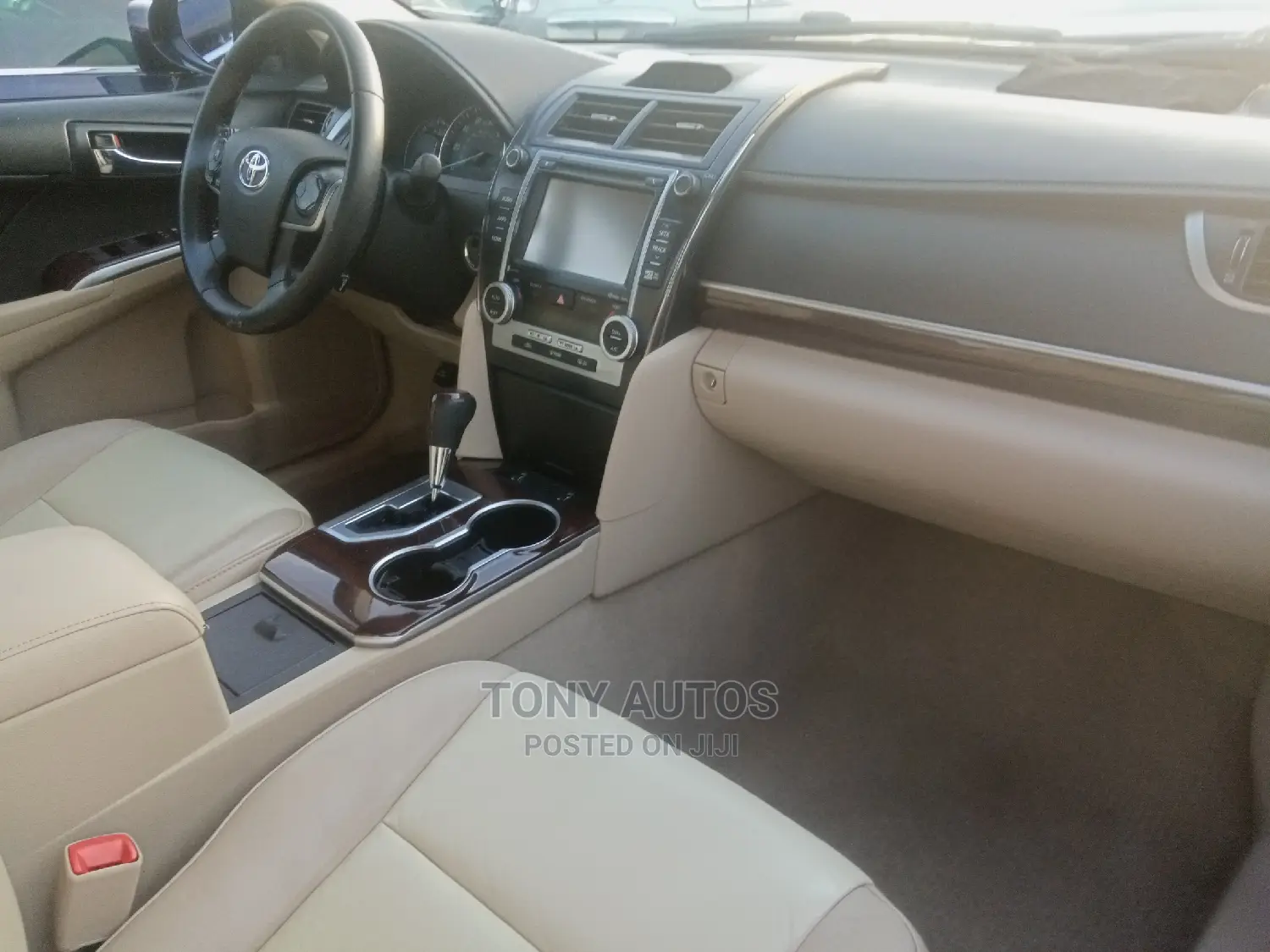 Toyota Camry 2014 Red