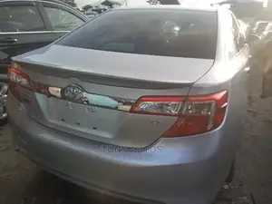 Toyota Camry 2014 Silver