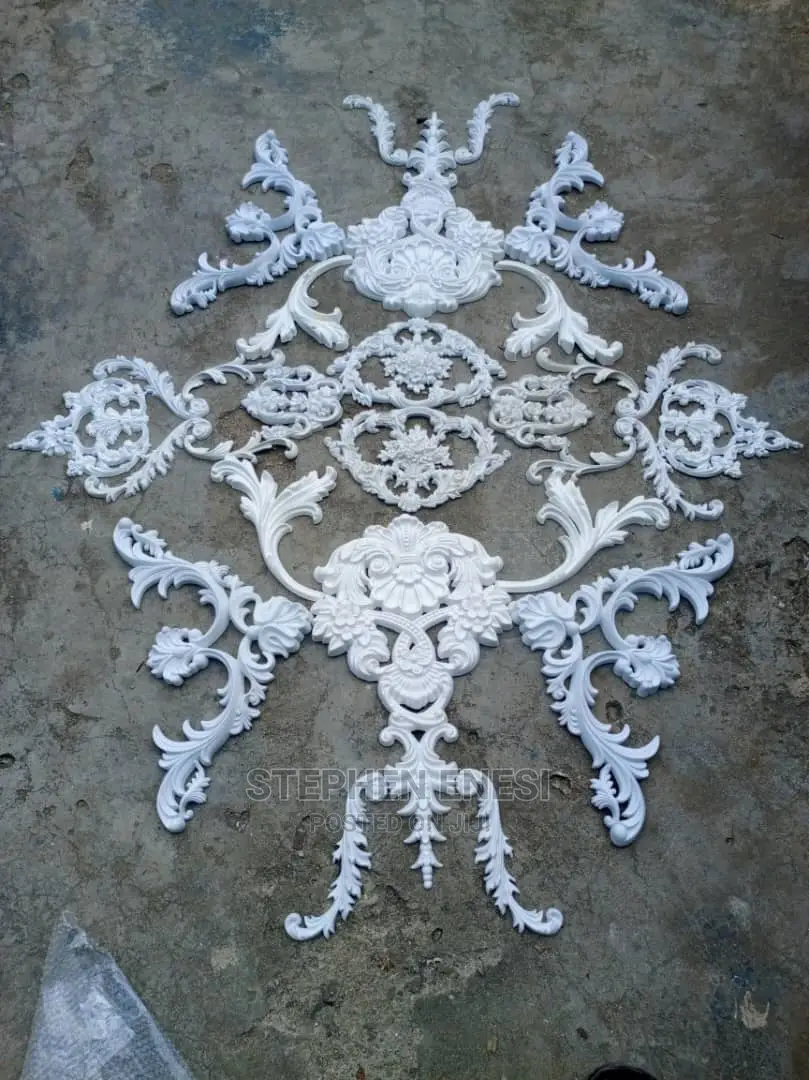 Wall Cornice and Accessories