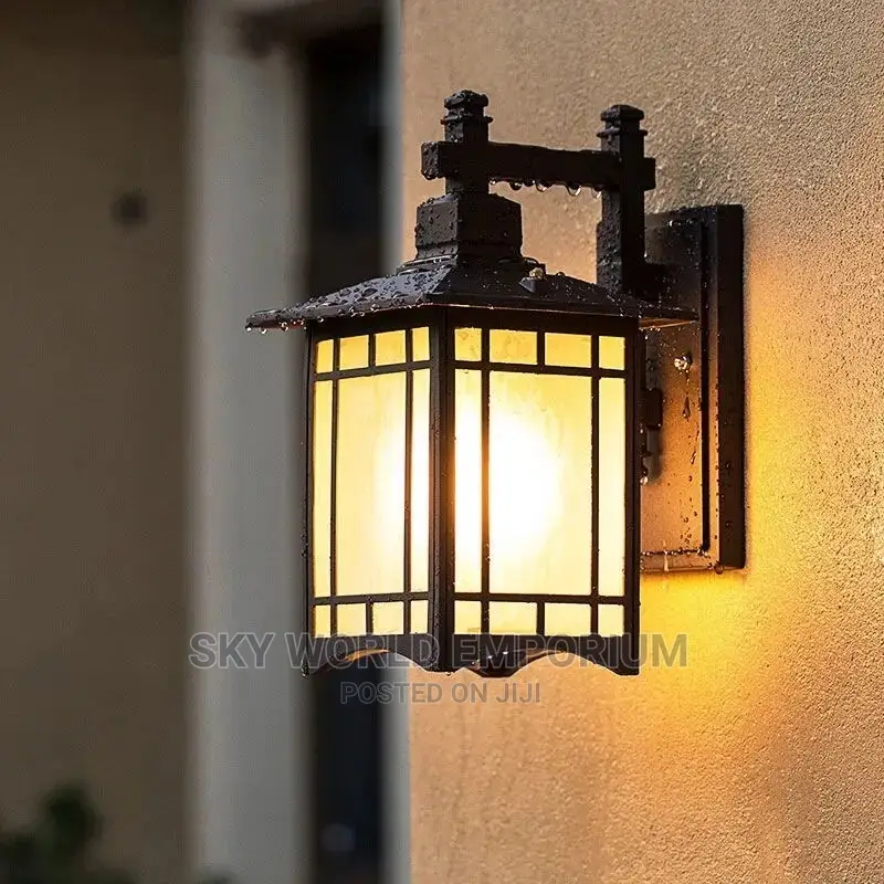 New Gate Lamp
