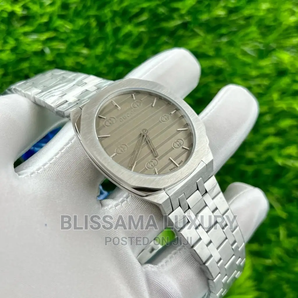 Top Quality Gucci Chain Strap Wristwatch