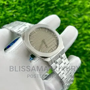 Top Quality Gucci Chain Strap Wristwatch