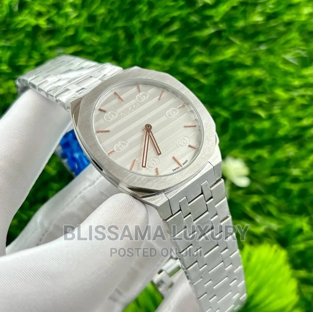 Top Quality Gucci Chain Strap Wristwatch