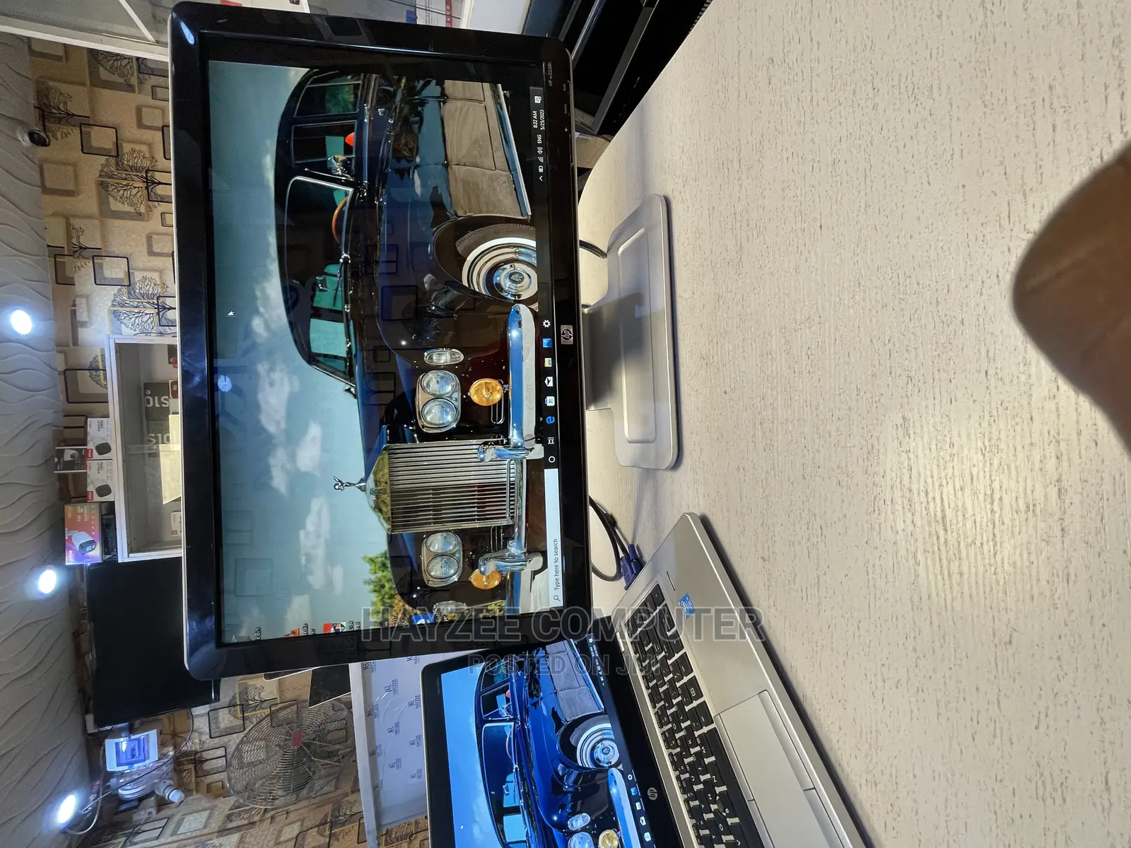 HP W2338h 23 Inches Monitor
