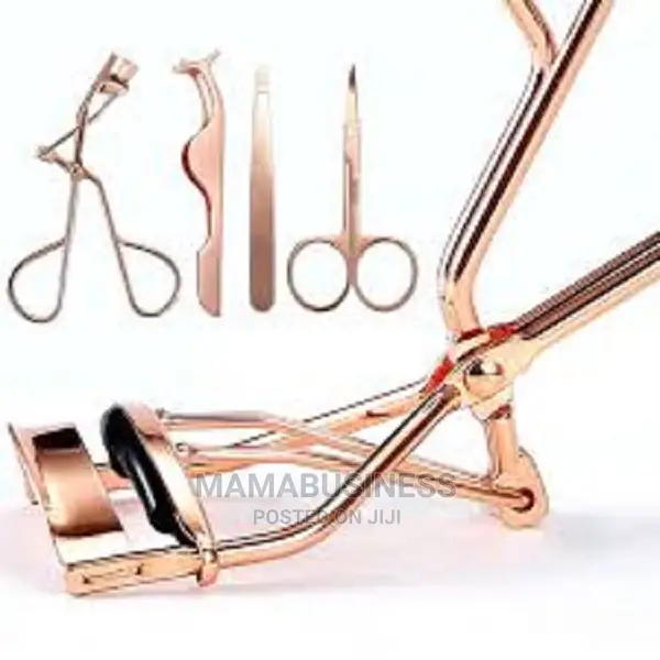 Gold Plated Eyelash Curler and Tweezer