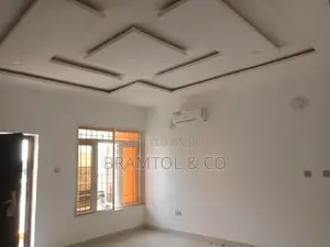 3bdrm Townhouse / Terrace in Idu Industrial for rent