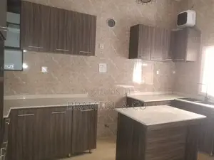 3bdrm Townhouse / Terrace in Idu Industrial for rent