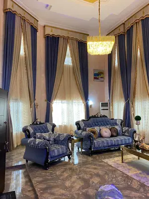 Royal Curtain With Board Design