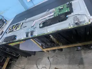Hisense and LG Panels