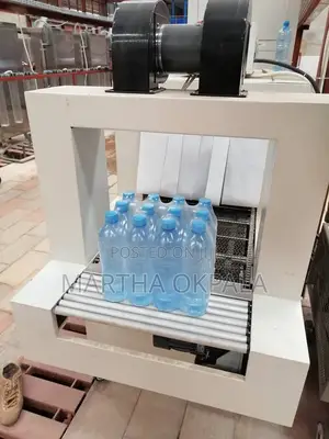 Semi Automatic Shrink Wrapping Machine