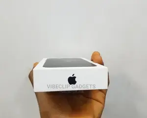 New Apple iPhone 13 128 GB Black
