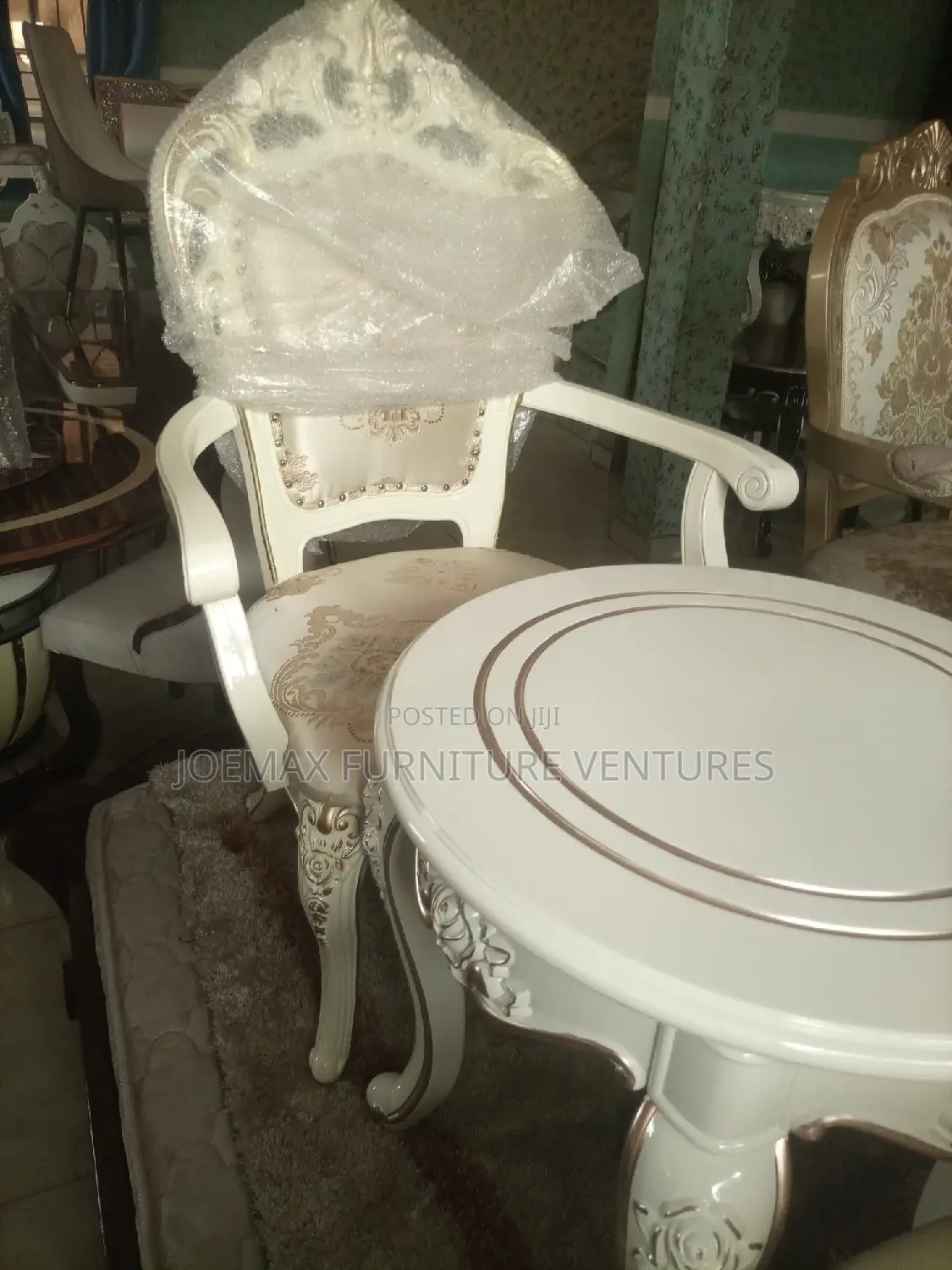 Console Chair With Table