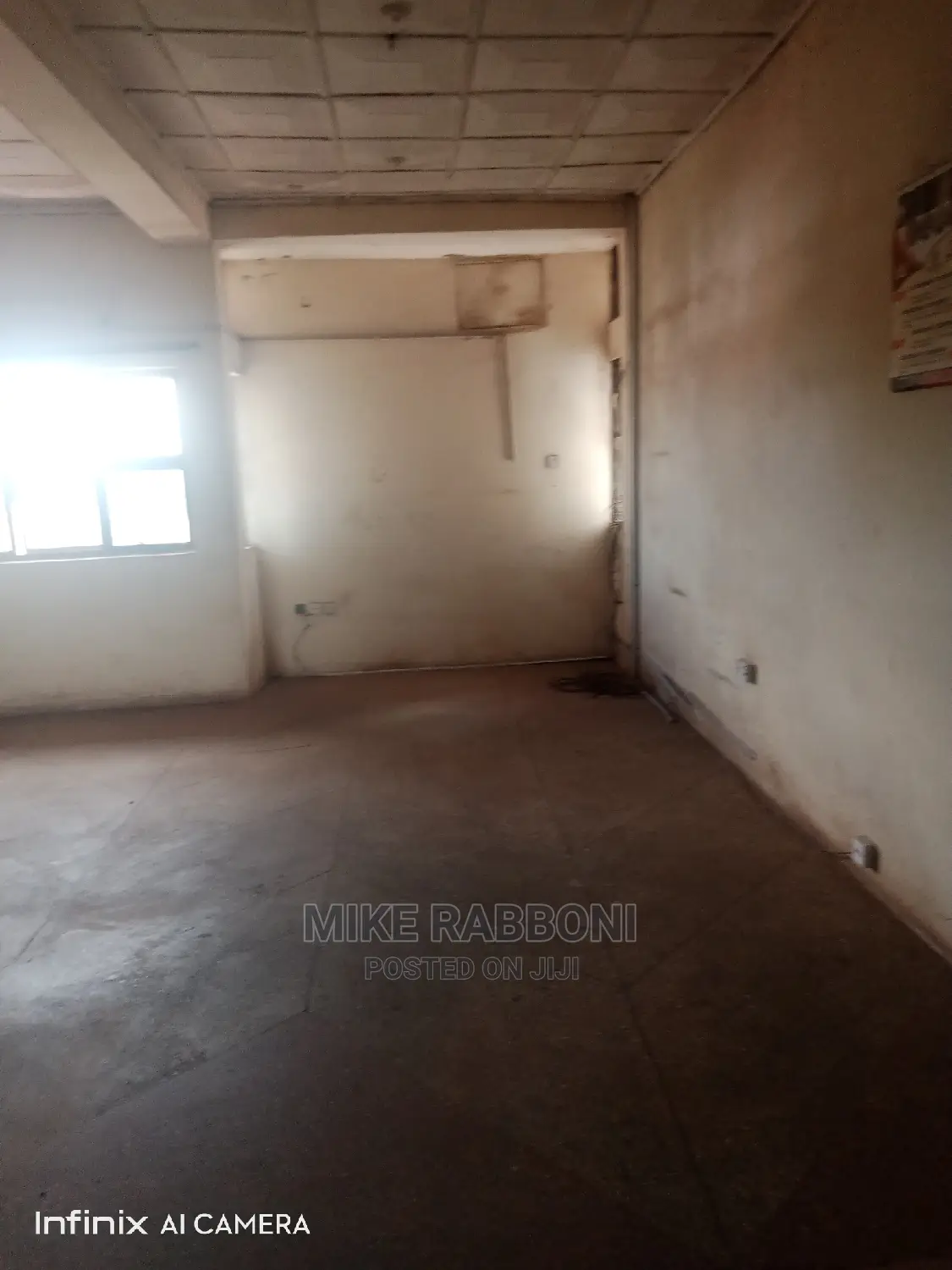 Two Story Office That Contains Up to 40 Partitions for Staff