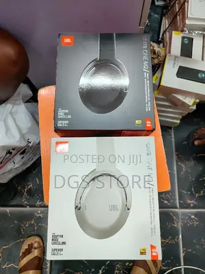 JBL Tour One M2 Bluetooth Headphone