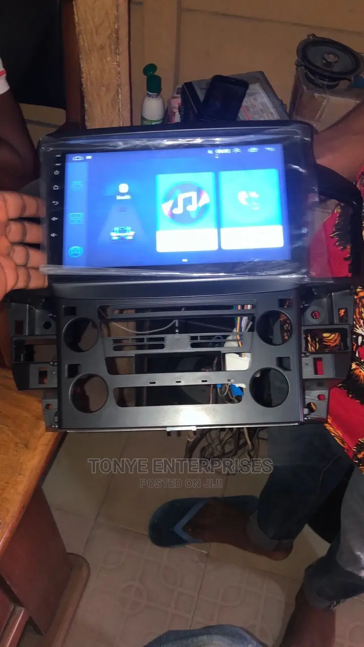 Lexus RX 300 Multimedia Player