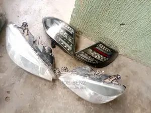 C300 2010 Set of Lights