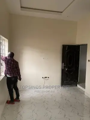 2bdrm Block of Flats in Dawaki for rent