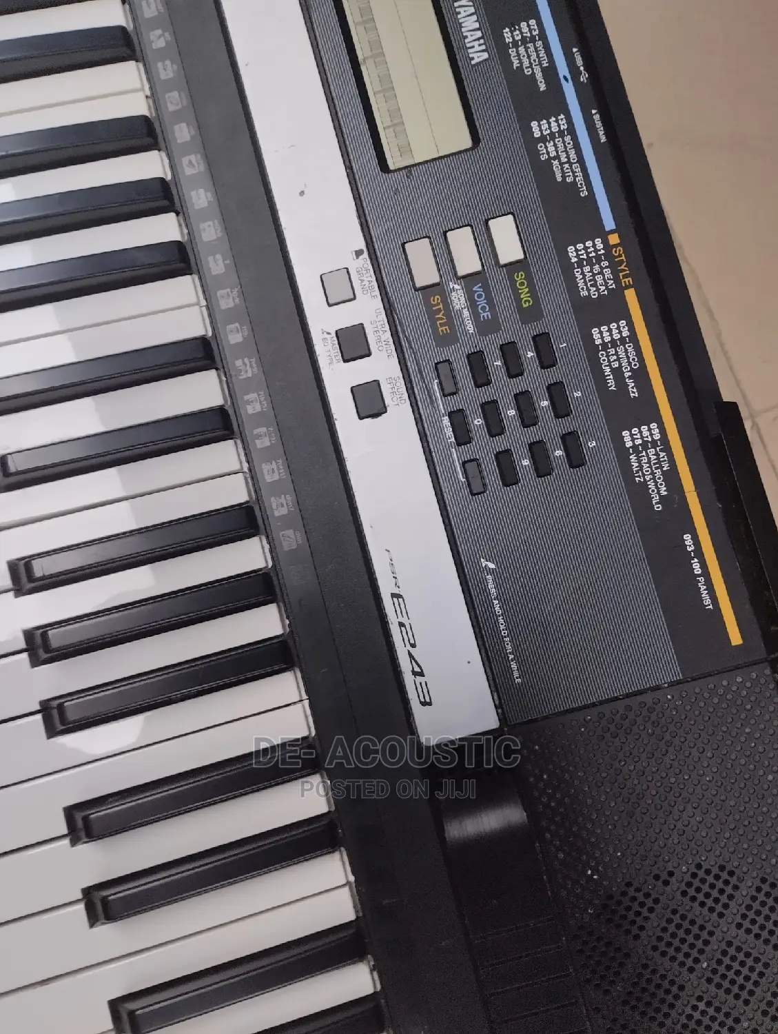 E243 Yamaha E Series Keyboard