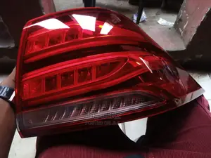 GLE 350 Right Side Back Light