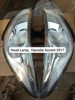 Head Light Hyundai Accent 2017