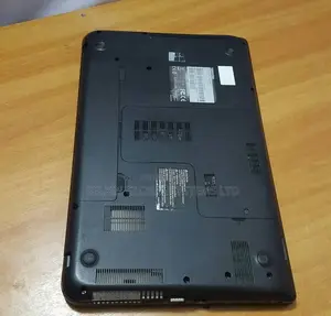 Laptop Toshiba Satellite C55 4GB Intel Core 2 Duo HDD 500GB