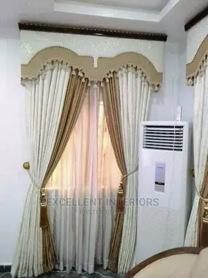 Royal Board Turkey Curtain