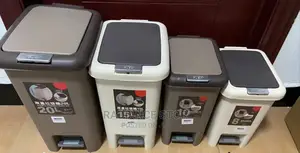 10 Liters Plastic Pedal Waste Bin