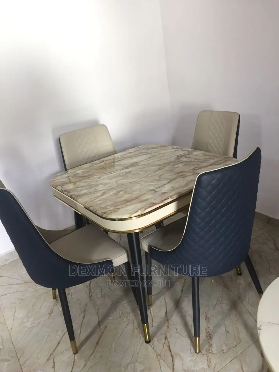 Emperor Dinning Set