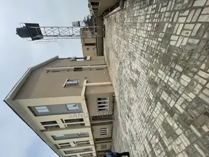 4bdrm Duplex in Guzape Fct Abuja for sale