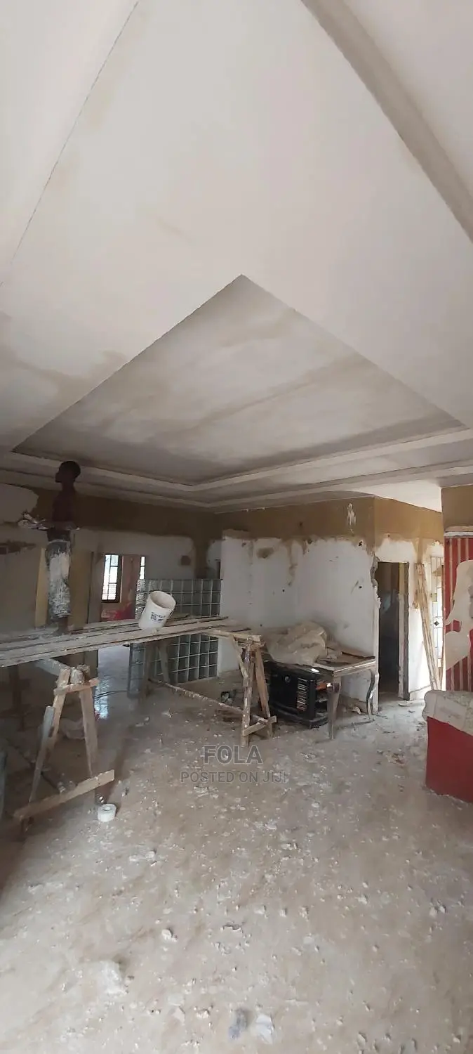 Ceiling Construction