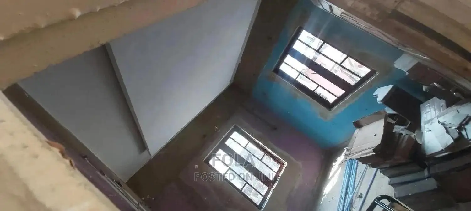 Ceiling Construction
