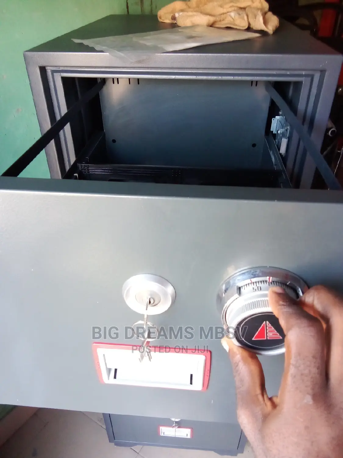 Standard 4d Fireproof Safe (Manual)