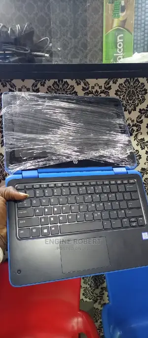 Laptop HP Pavilion X360 11 4GB Intel Core I3 SSD 256GB