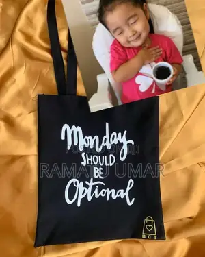 Tote Essence