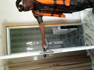 Aluminum Bathroom and Toilet Doors