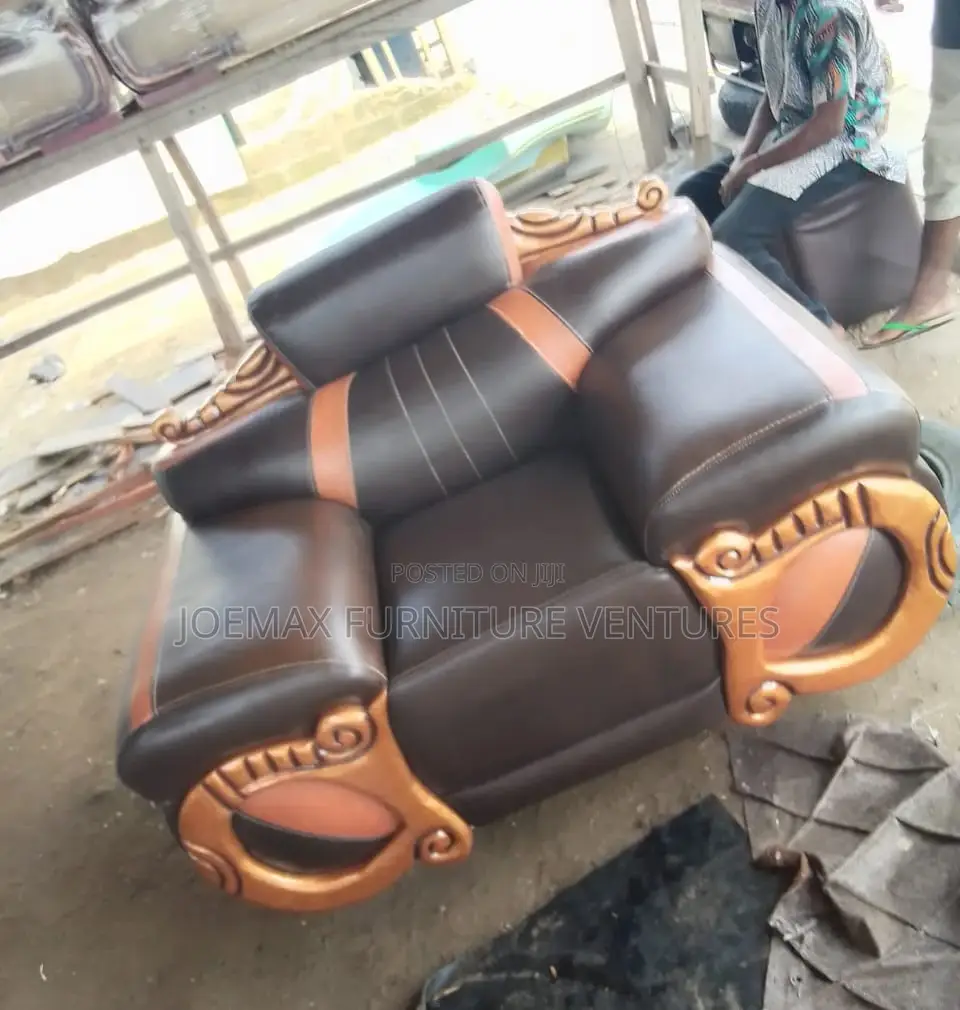 High Quality Leather Sofa by 7.