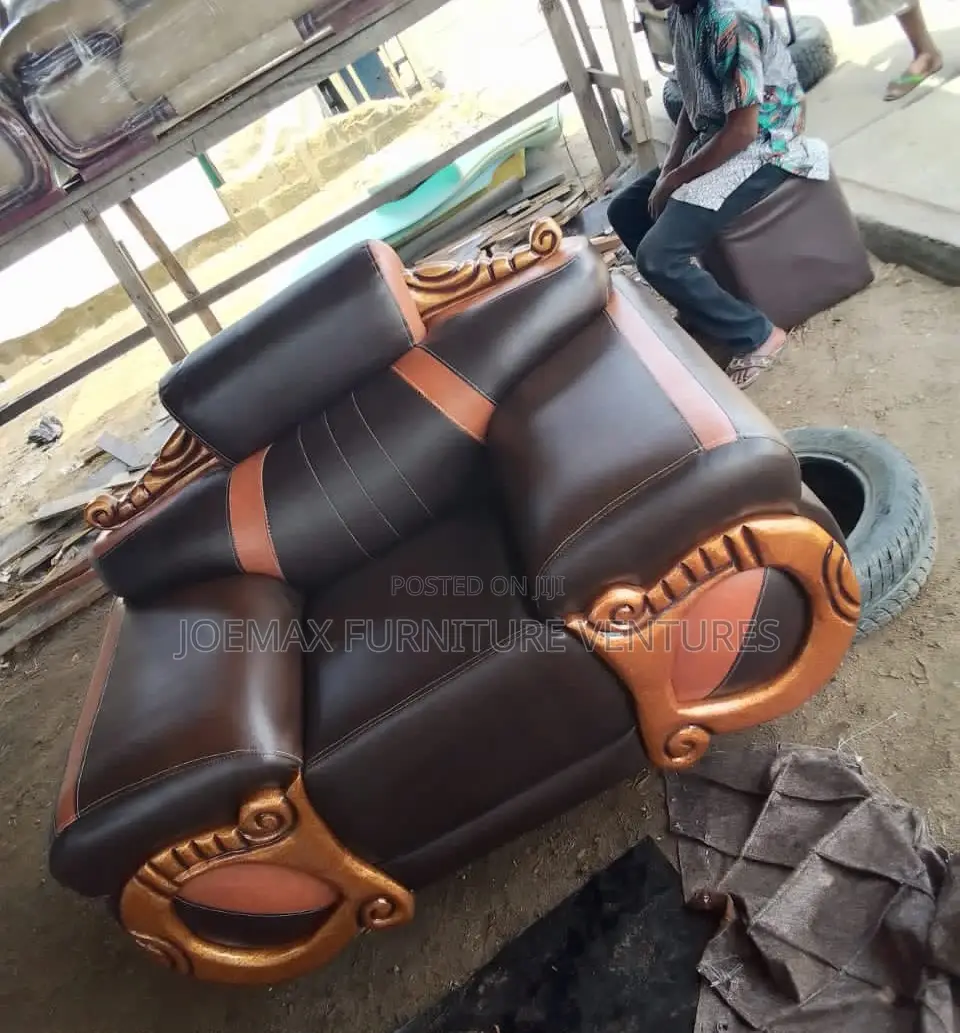 High Quality Leather Sofa by 7.