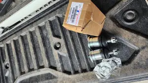 Toyota Hilux Upper/Lower Ball Joint