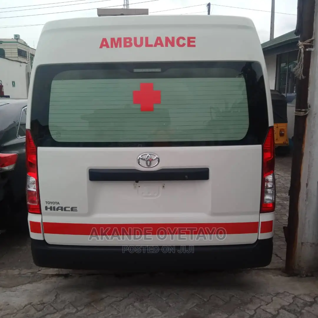 New Toyota HiAce 2022 White