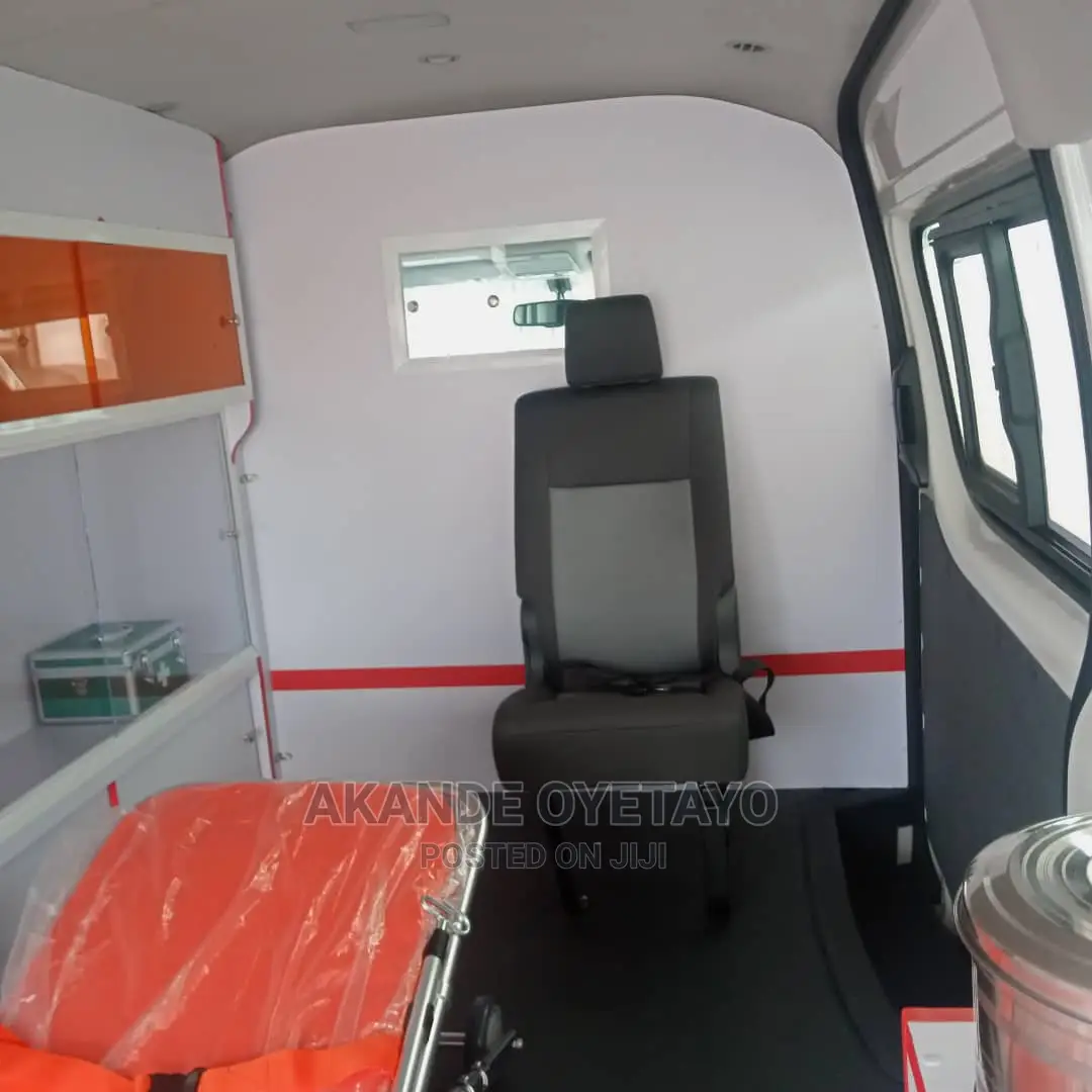 New Toyota HiAce 2022 White
