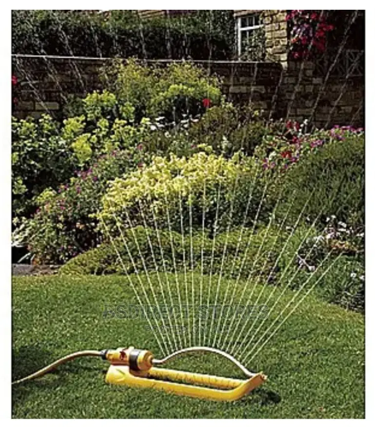 Hozelock Aquastorm Oscillating Garden Lawn Sprinkler 200m2
