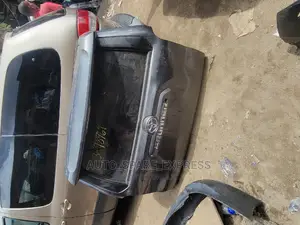 4runner 2013 Boot Hood