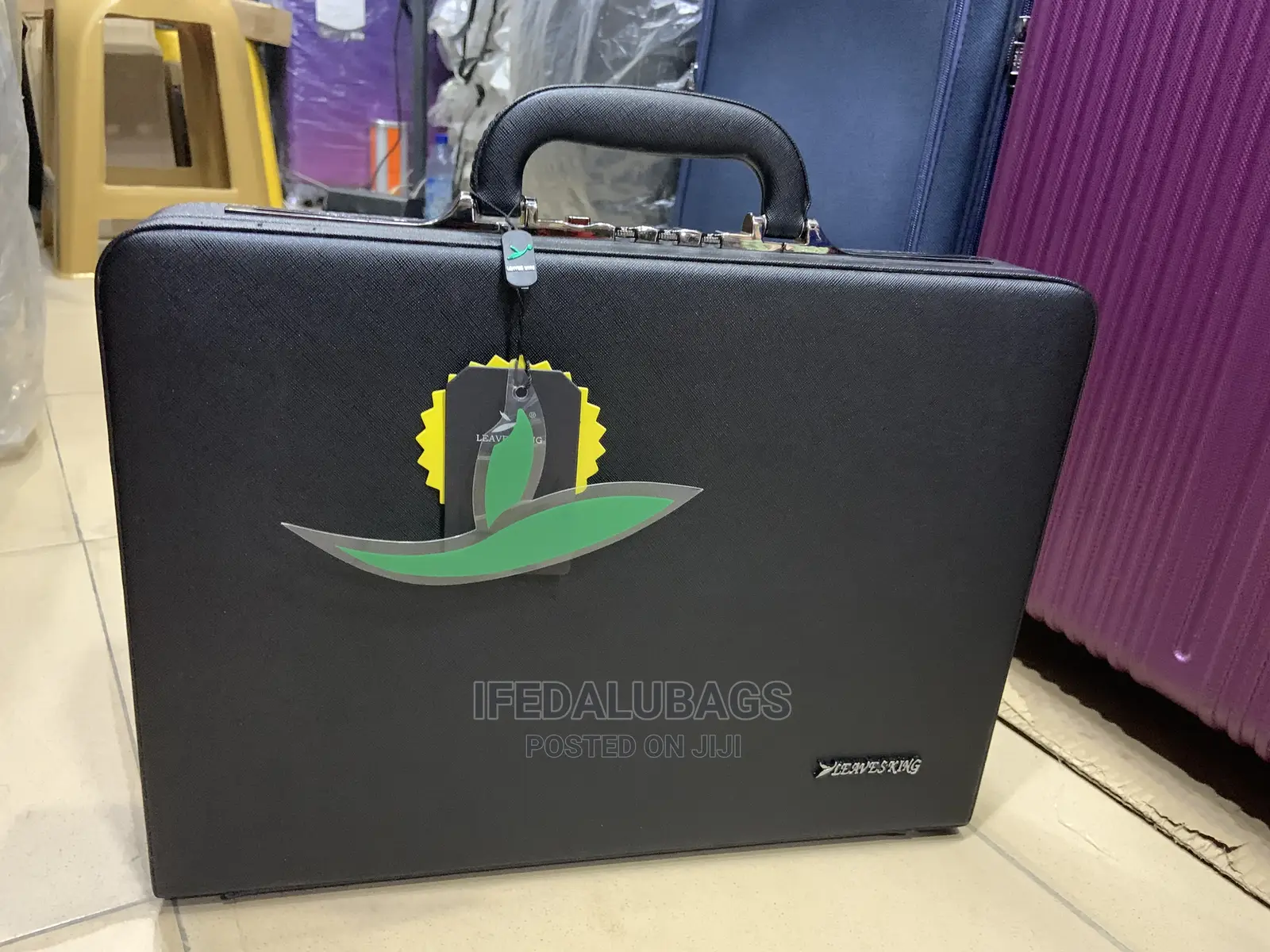 Medium Size High Quality Leaves King Office Brief Case