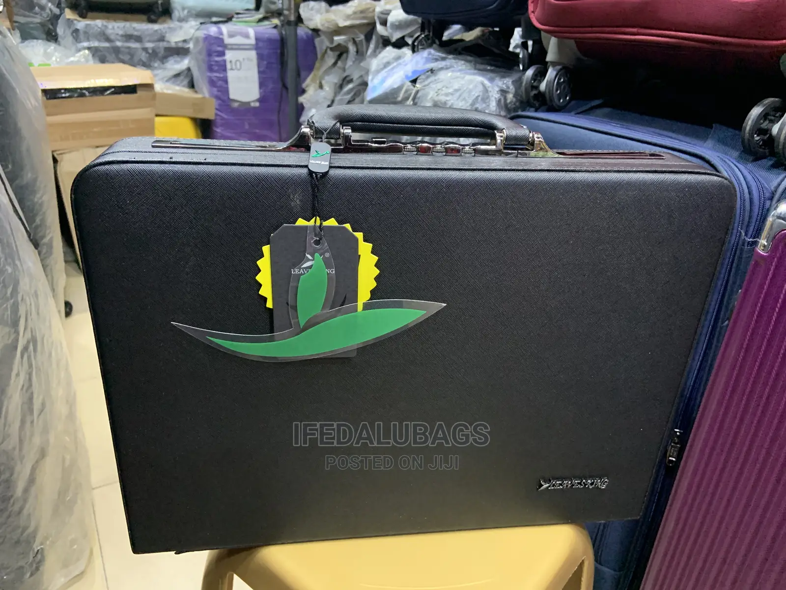 Medium Size High Quality Leaves King Office Brief Case